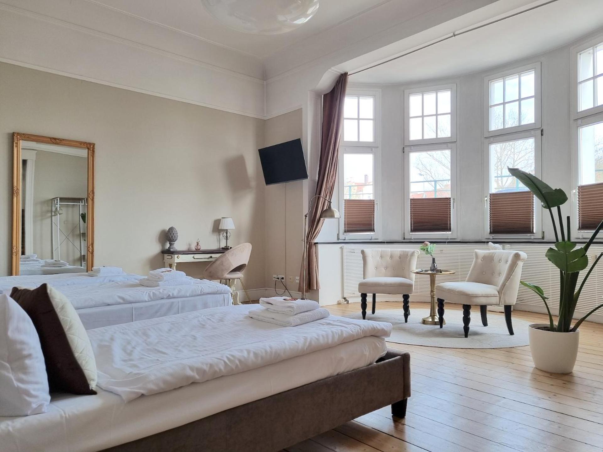 Apartment Charysma - Jugendstil Trifft Moderne, Schlafzimmer Mit Smart-tv, Tischfussball, Darts, Parkplatz *