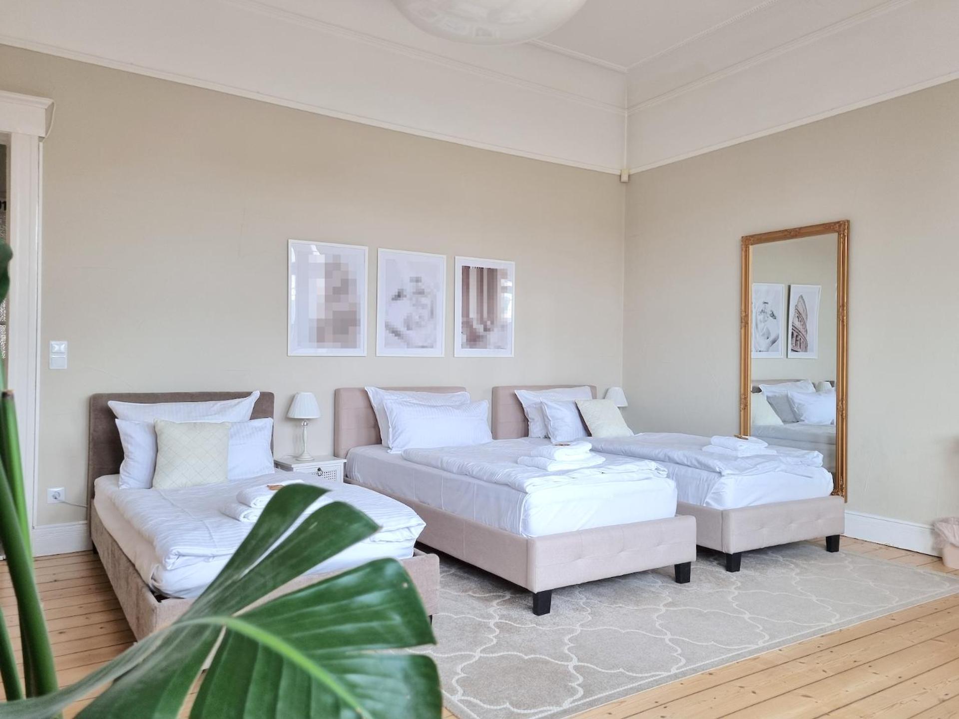 Charysma - Jugendstil Trifft Moderne, Schlafzimmer Mit Smart-tv, Tischfussball, Darts, Parkplatz *