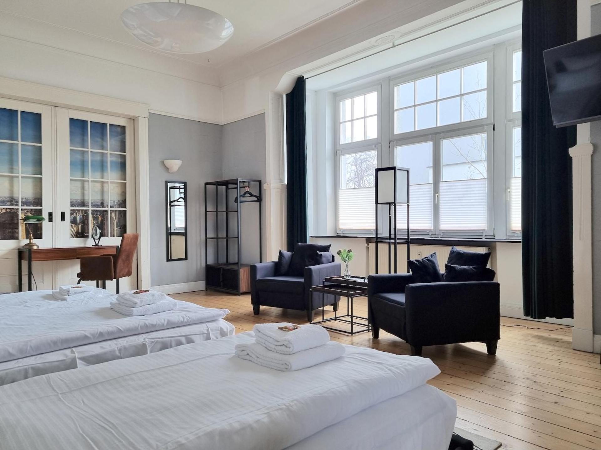 Apartment Charysma - Jugendstil Trifft Moderne, Schlafzimmer Mit Smart-tv, Tischfussball, Darts, Parkplatz
