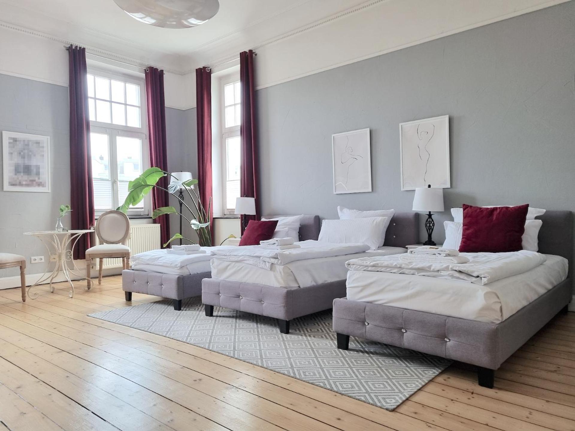 Apartment Charysma - Jugendstil Trifft Moderne, Schlafzimmer Mit Smart-tv, Tischfussball, Darts, Parkplatz